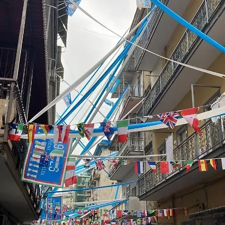 Ginevra's نابولي